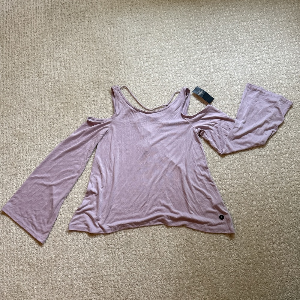 Hollister Lavender Cold Shoulder Blouse